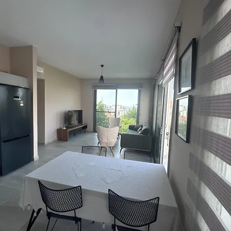 Kibris Town House Menekse