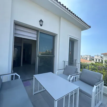 Kibris Town House Menekse