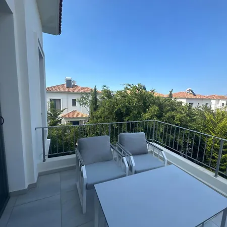 Kibris Town House Menekse * Aglantzia