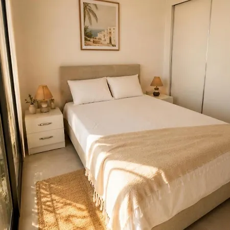 Kibris Town House Menekse Apartment Aglantzia