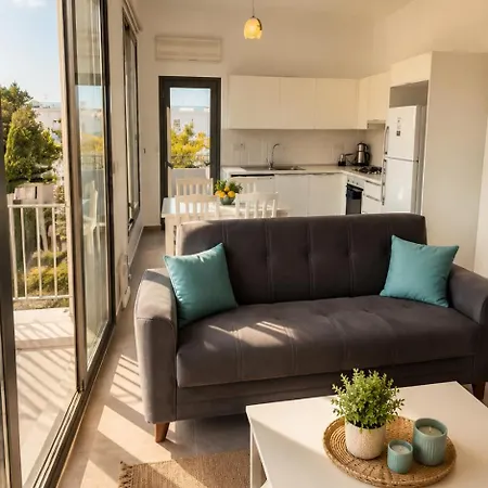 Apartment Kibris Town House Menekse *